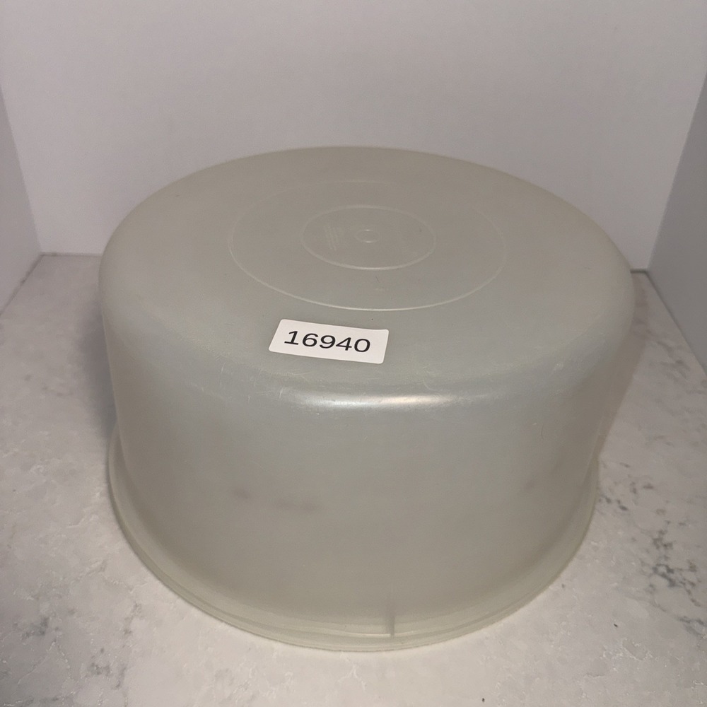 Vintage Tupperware Cake Large Storage Container With Tupper Seal 224-11 Lid